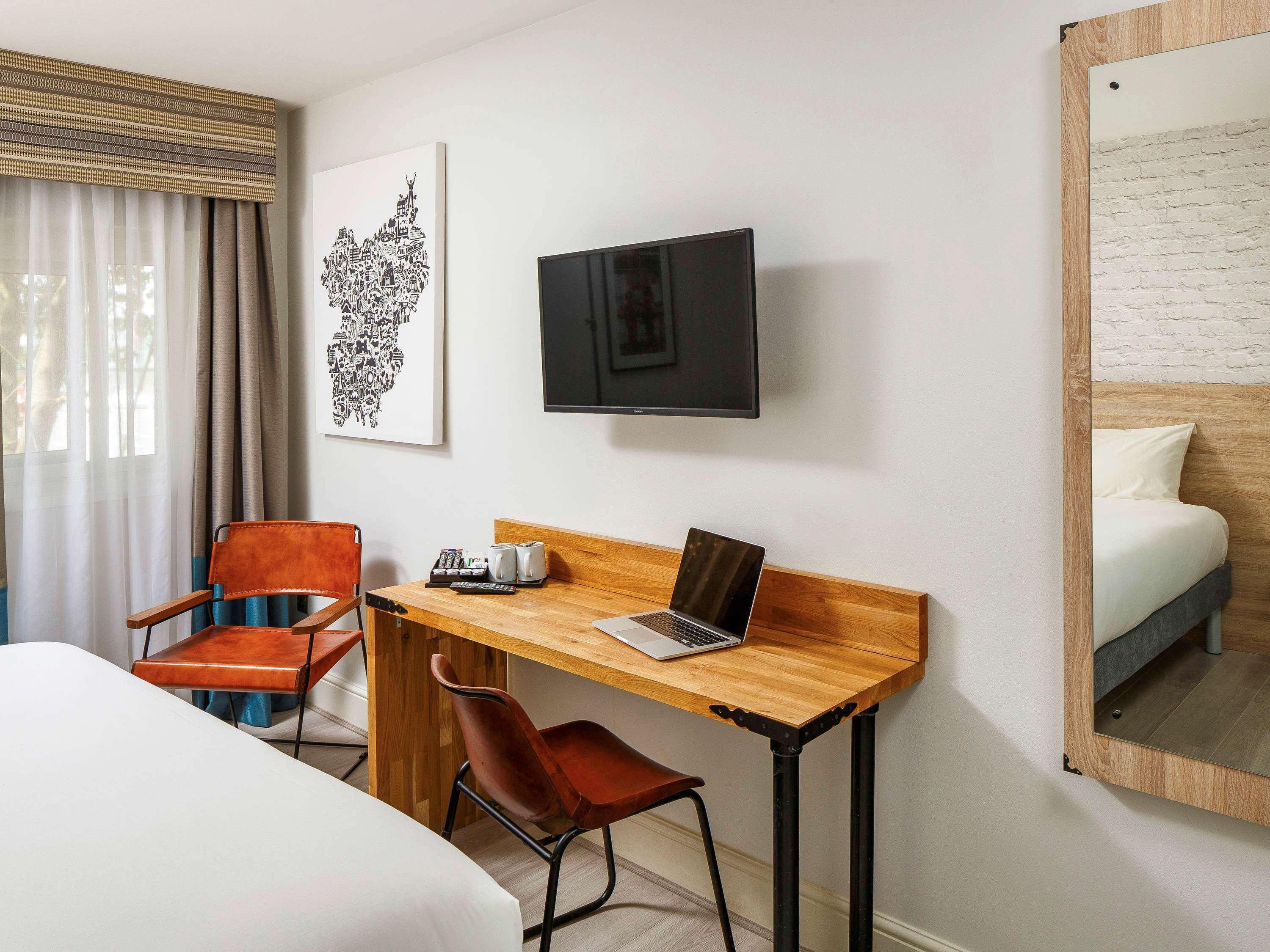 Ibis Styles Birmingham Oldbury Hotel Oldbury  Exterior photo